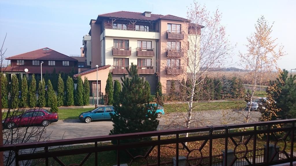 Reka Apartman Buk Room photo